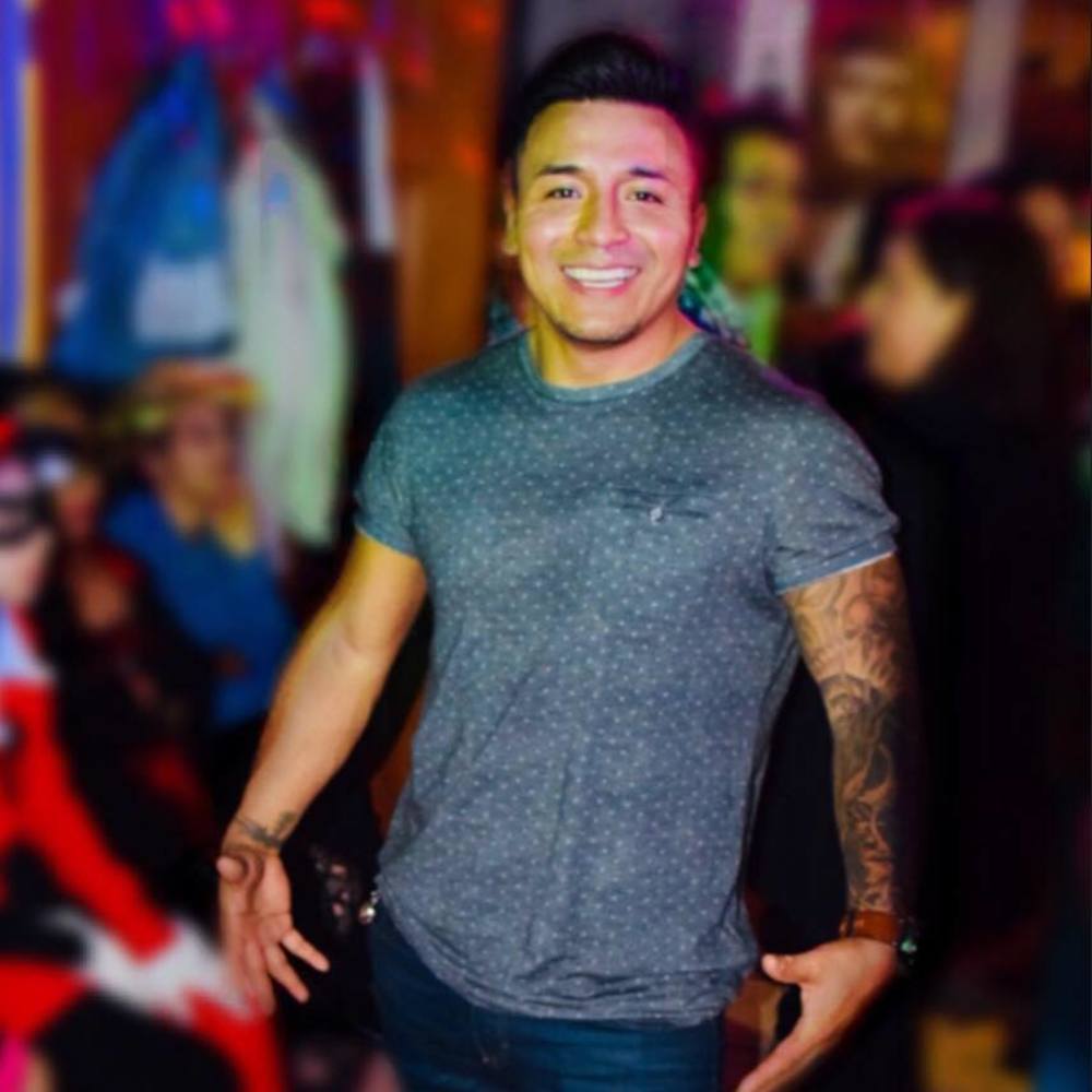 Meet your Posher, Victor